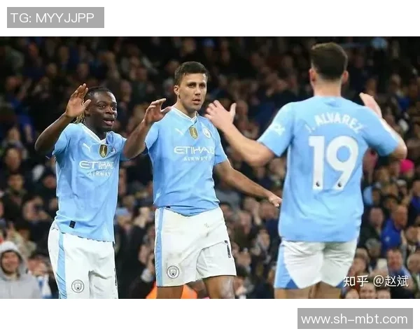 中超精彩对决曼城6比2大胜那不勒斯帽子戏法点燃全场激情 中超精彩对决曼城6比2大胜那不勒斯帽子戏法点燃全场激情